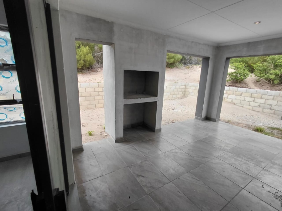 3 Bedroom Property for Sale in Paradise Beach Eastern Cape